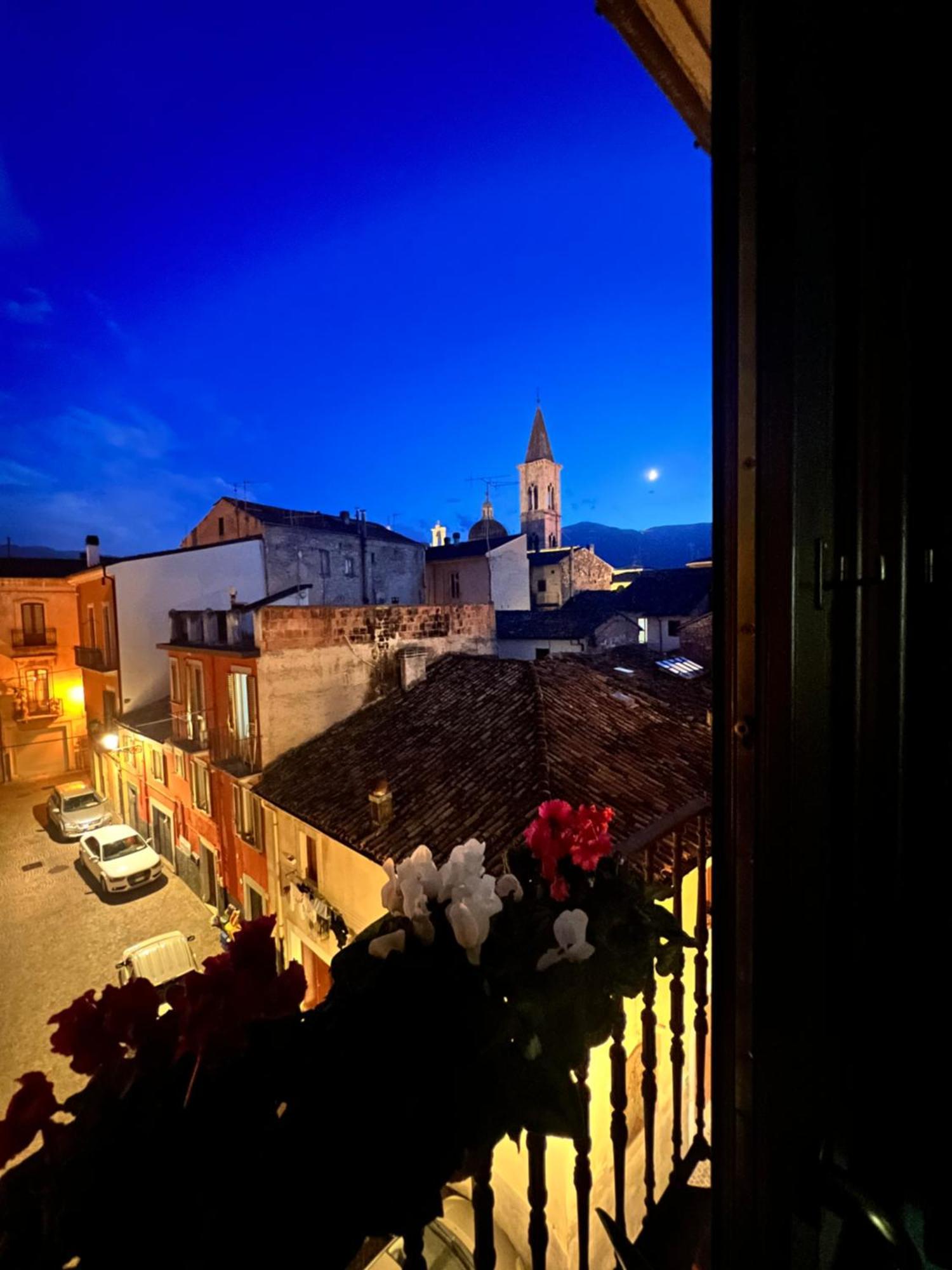 Regina D'Aragona Casa Vacanze Sulmona Zewnętrze zdjęcie